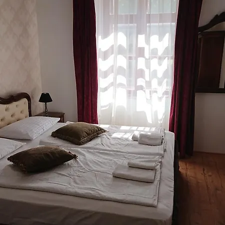 Korona Szallo Bed & Breakfast Sárvár